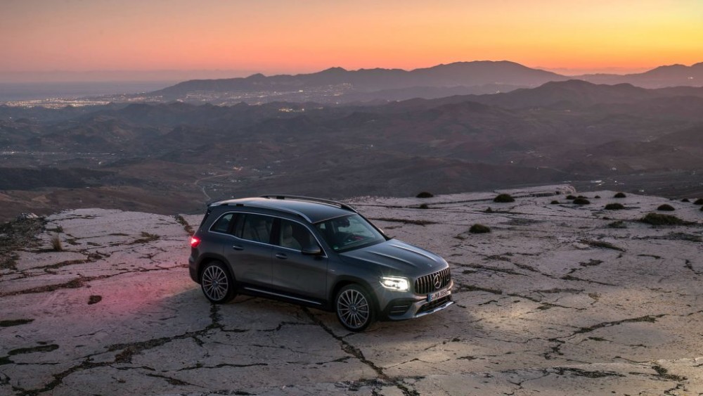 Mercedes-AMG GLB 35 4MATIC – nâng tầm sức mạnh cho “tiểu G-Class” Mercedes-AMG GLB 35 4MATIC – nâng tầm sức mạnh cho “tiểu G-Class”
