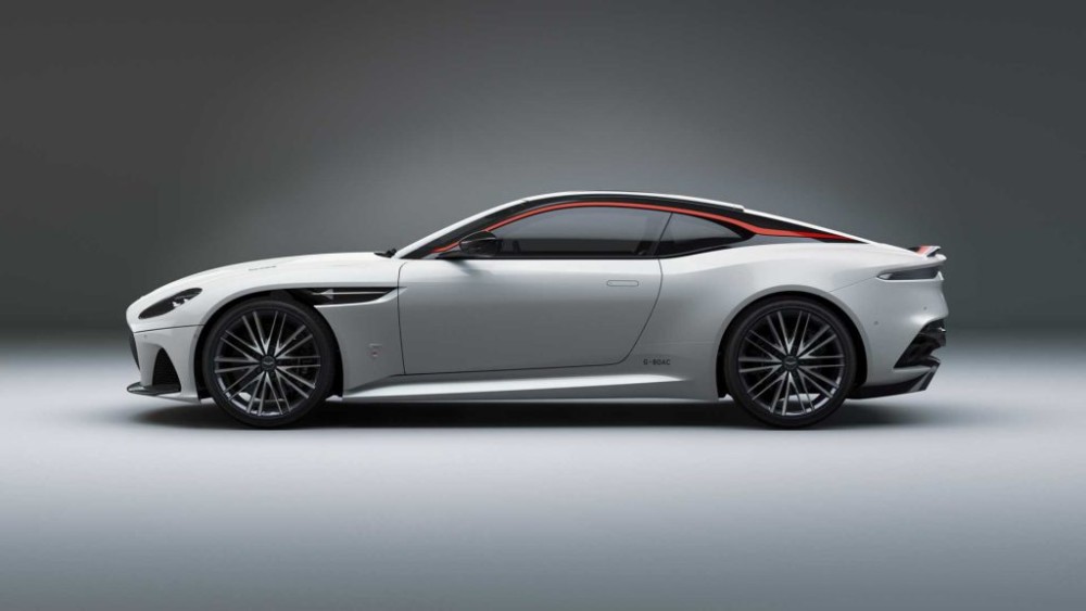 Aston Martin kỷ niệm sinh nhật thứ 50 của siêu máy bay Concorde Aston Martin kỷ niệm sinh nhật thứ 50 của siêu máy bay Concorde